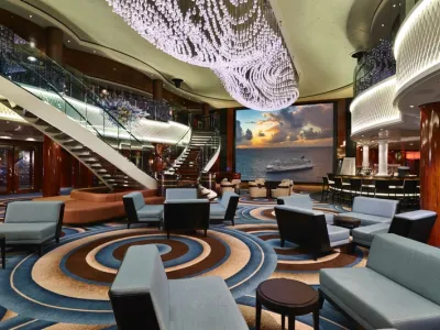 Norwegian Gem - Entertainment