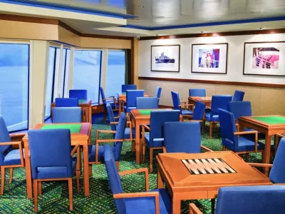 Norwegian Jade - Entertainment