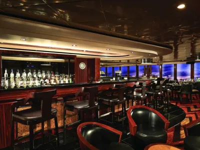 Norwegian Jewel - Entertainment