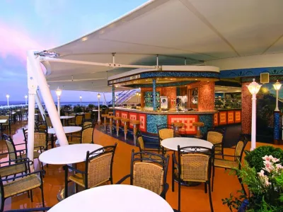 Norwegian Jewel - Dining