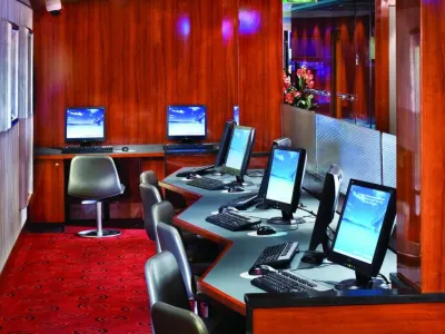 Norwegian Pearl - Entertainment