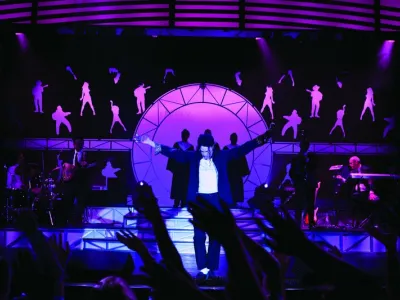 Norwegian Pearl - Entertainment