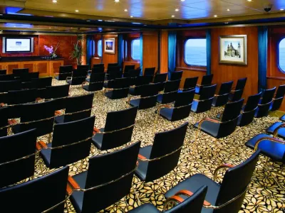 Norwegian Pearl - Entertainment