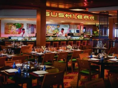 Norwegian Pearl - Dining