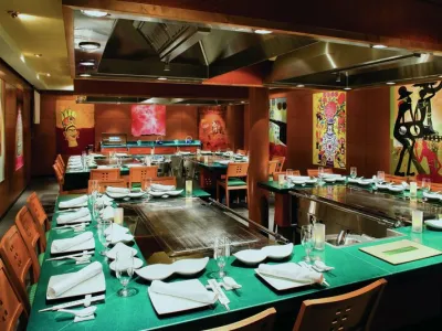 Norwegian Pearl - Dining