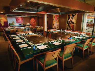 Norwegian Pearl - Dining