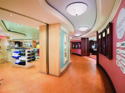 Norwegian Pearl - Entertainment