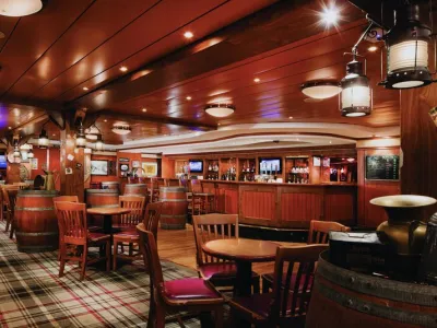 Pride of America - Entertainment