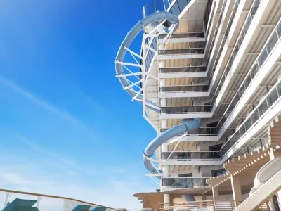 Norwegian Prima - Entertainment