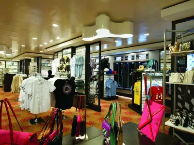 Norwegian Breakaway - Entertainment