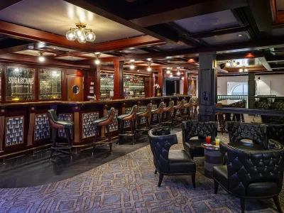 Norwegian Sky - Entertainment