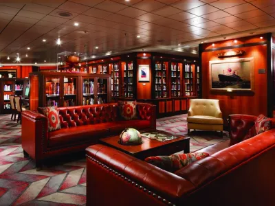 Pride of America - Entertainment