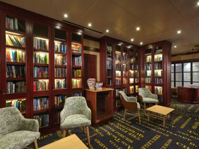 NCL__Norwegian_Sun__East_Indies_Library