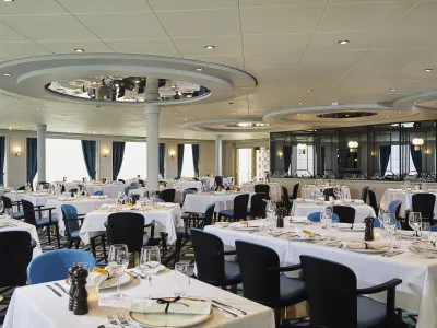 NCL__Norwegian_Sun__Le_Bistro