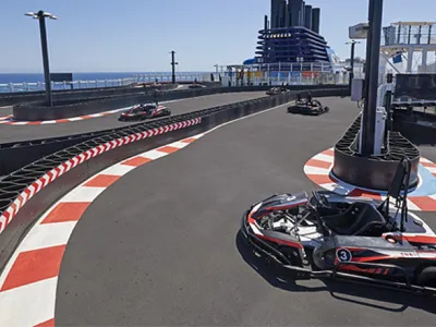 Norwegian Bliss - Entertainment