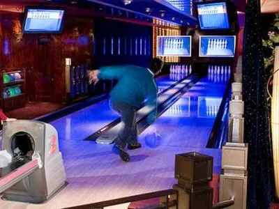 Norwegian Pearl - Entertainment