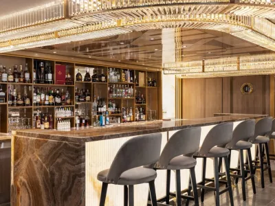 Oceania Vista - Entertainment