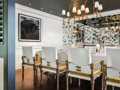 Oceania Vista - Dining