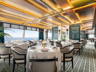 Oceania Vista - Dining