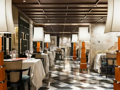 Oceania Vista - Dining