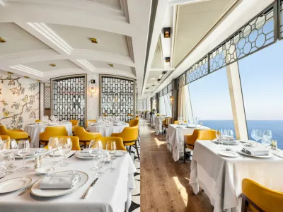 Oceania Vista - Dining