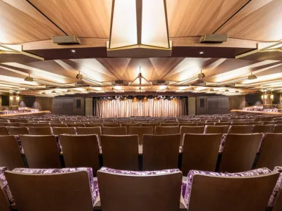 Oceania Vista - Entertainment