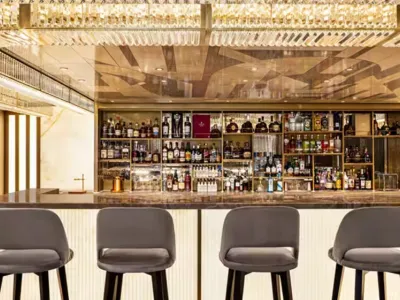 Oceania Allura - Entertainment