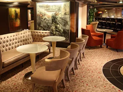 Oceania Insignia - Entertainment