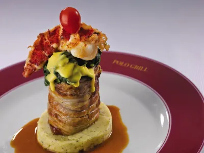 Oceania Insignia - Dining