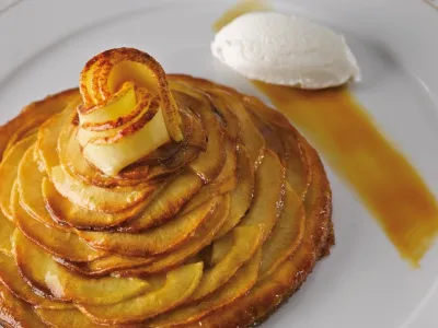 Oceania Insignia - Dining