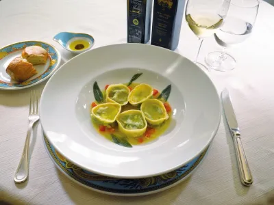 Oceania Insignia - Dining