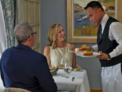 Oceania Riviera - Dining