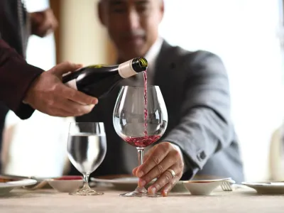 Oceania Insignia - Dining