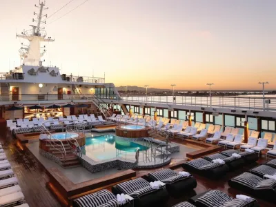 Oceania Nautica - Entertainment