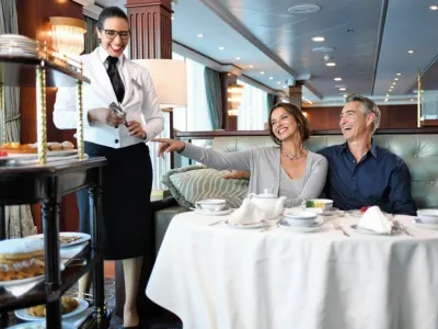 Oceania Insignia - Dining