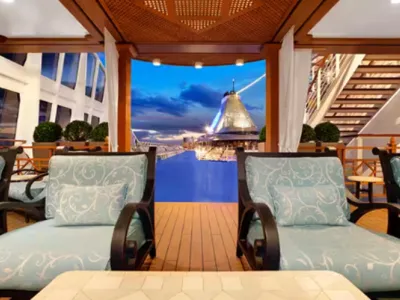 Oceania Marina - Entertainment