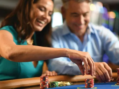 Oceania Insignia - Entertainment