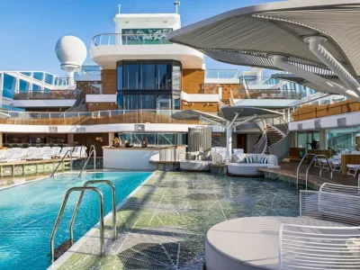 Oceania Vista - Entertainment