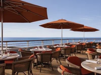 Oceania_Cruises_RIVIERA_OC-O-Terrace-Cafe__-Outdoor-Day-1