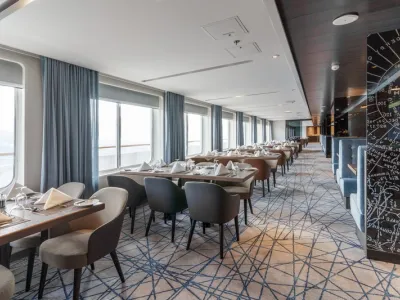 Ultramarine - Dining