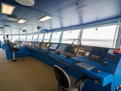 Ultramarine - Entertainment