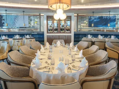 Ocean Explorer - Dining