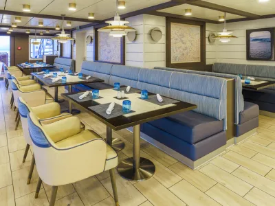 Ocean Explorer - Dining