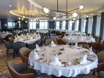 Ultramarine - Dining