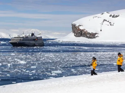 World Explorer - Unique Features