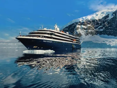 World Voyager - Unique Features