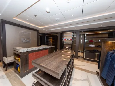 World Explorer - Entertainment