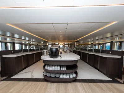 World Explorer - Dining