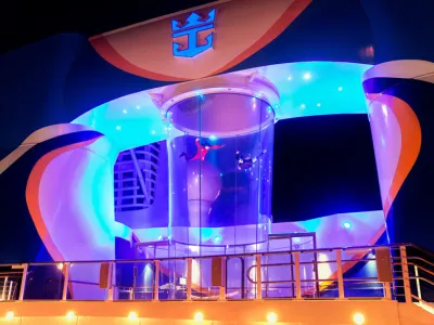 Anthem of the Seas - Entertainment
