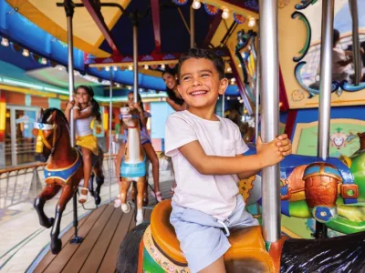 Allure of the Seas - Entertainment